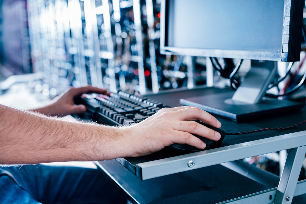 Produzione dei monitor industriali: processo e caratteristiche